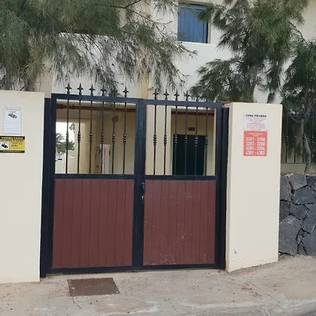 Beautiful Studio On The Seafront Costa Teguise Exterior photo